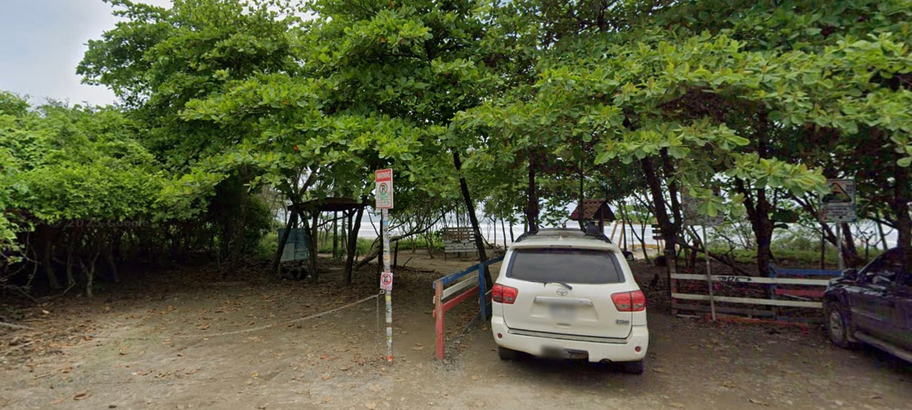 Main beach access, Playa Guiones